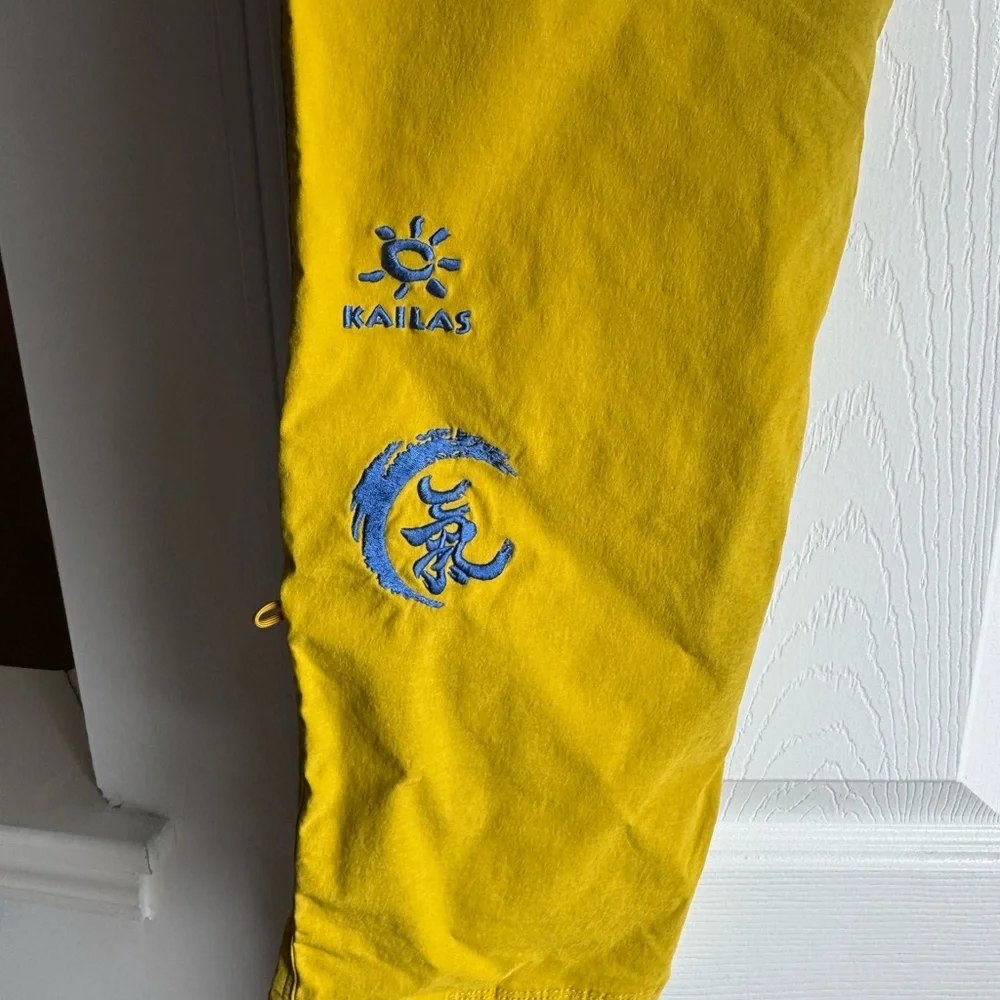 Kailas mustard yellow pants is a youth large - Picture 5 of 10